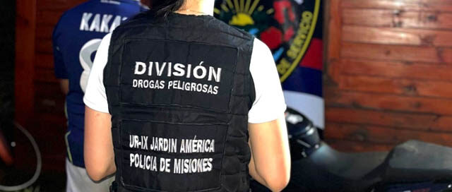 URQUIZA: Intentó huir en una moto robada y fue detenido por la Policía de Misiones