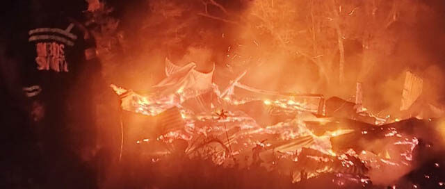 SAN VICENTE: Un hombre de 82 años perdió todo al incendiarse su vivienda en Parada Molino