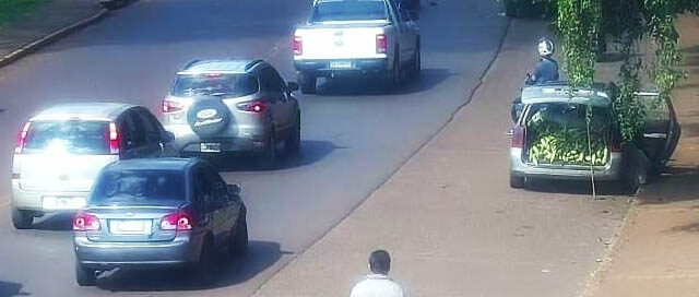 ELDORADO: El 911 detectó una escena de violencia urbana y detuvieron a un limpiavidrios en la avenida San Martín